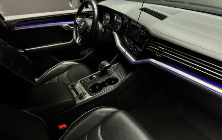 Volkswagen Touareg III, 2020 год, 5 100 000 рублей, 10 фотография