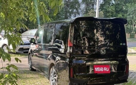 Honda Stepwgn IV, 2016 год, 1 699 999 рублей, 5 фотография