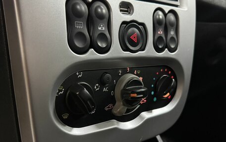 Renault Sandero I, 2011 год, 583 000 рублей, 18 фотография