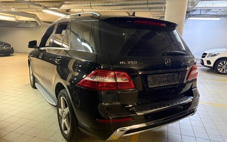 Mercedes-Benz M-Класс, 2013 год, 2 390 000 рублей, 2 фотография