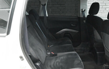 Mitsubishi Outlander III рестайлинг 3, 2012 год, 1 330 000 рублей, 11 фотография
