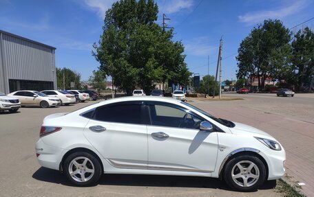 Hyundai Solaris II рестайлинг, 2012 год, 850 000 рублей, 4 фотография