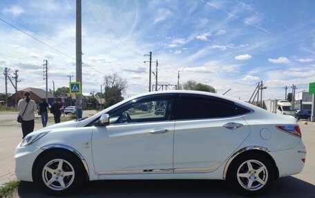 Hyundai Solaris II рестайлинг, 2012 год, 850 000 рублей, 8 фотография