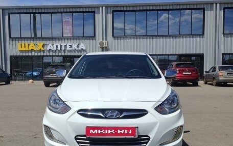 Hyundai Solaris II рестайлинг, 2012 год, 850 000 рублей, 6 фотография