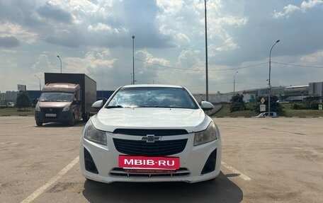 Chevrolet Cruze II, 2014 год, 630 000 рублей, 7 фотография