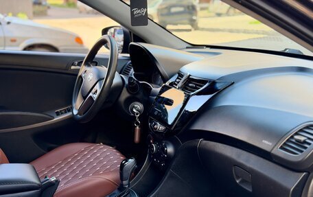 Hyundai Solaris II рестайлинг, 2014 год, 980 000 рублей, 24 фотография