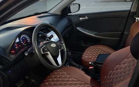 Hyundai Solaris II рестайлинг, 2014 год, 980 000 рублей, 21 фотография