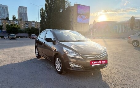 Hyundai Solaris II рестайлинг, 2014 год, 980 000 рублей, 32 фотография