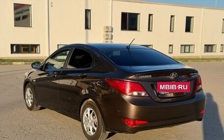 Hyundai Solaris II рестайлинг, 2014 год, 980 000 рублей, 31 фотография