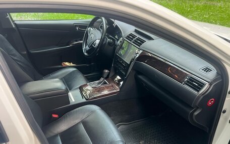 Toyota Camry, 2018 год, 2 400 000 рублей, 9 фотография