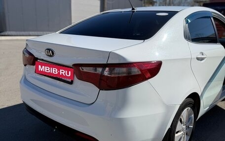 KIA Rio III рестайлинг, 2013 год, 1 300 000 рублей, 12 фотография