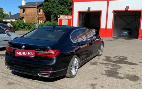 BMW 7 серия, 2016 год, 3 240 000 рублей, 7 фотография