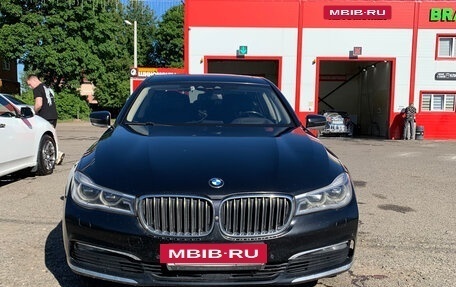 BMW 7 серия, 2016 год, 3 240 000 рублей, 2 фотография