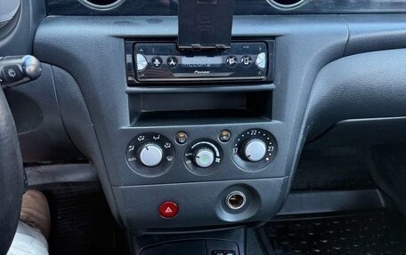 Mitsubishi Outlander III рестайлинг 3, 2003 год, 350 000 рублей, 10 фотография