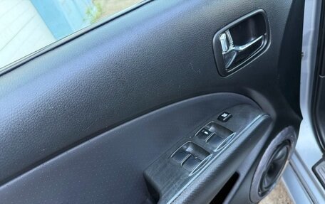 Mitsubishi Outlander III рестайлинг 3, 2003 год, 350 000 рублей, 12 фотография