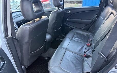 Mitsubishi Outlander III рестайлинг 3, 2003 год, 350 000 рублей, 17 фотография
