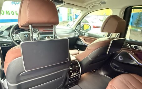 BMW X7, 2021 год, 8 350 000 рублей, 13 фотография