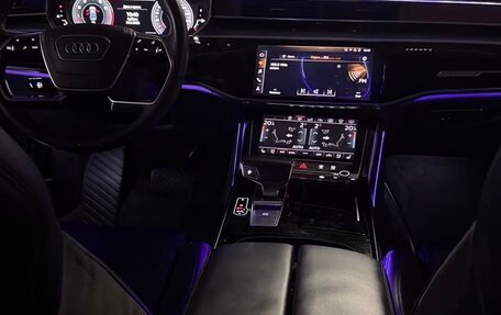 Audi A8, 2019 год, 4 550 000 рублей, 10 фотография