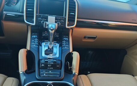 Porsche Cayenne III, 2015 год, 3 500 000 рублей, 26 фотография