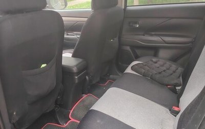 Mitsubishi Outlander III рестайлинг 3, 2012 год, 1 500 000 рублей, 1 фотография
