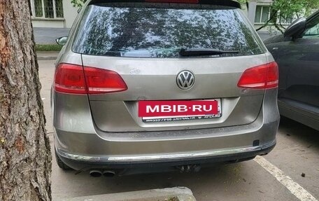 Volkswagen Passat B7, 2011 год, 850 000 рублей, 2 фотография
