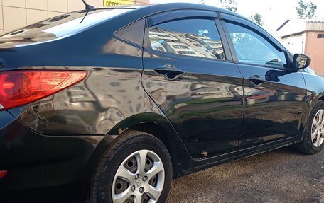 Hyundai Solaris II рестайлинг, 2013 год, 650 000 рублей, 8 фотография