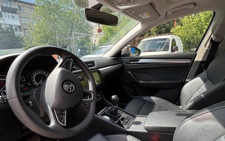 Skoda Superb III рестайлинг, 2020 год, 2 450 000 рублей, 12 фотография