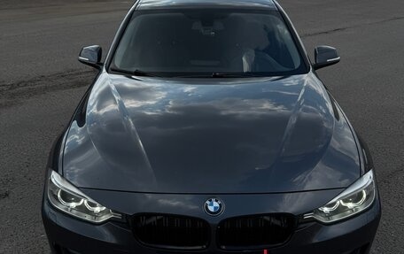 BMW 3 серия, 2012 год, 1 700 000 рублей, 3 фотография