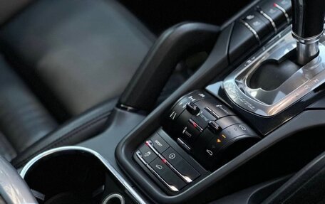 Porsche Cayenne III, 2010 год, 1 750 000 рублей, 8 фотография