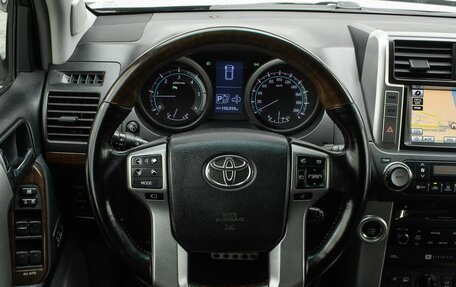 Toyota Land Cruiser Prado 150 рестайлинг 2, 2012 год, 3 100 000 рублей, 21 фотография