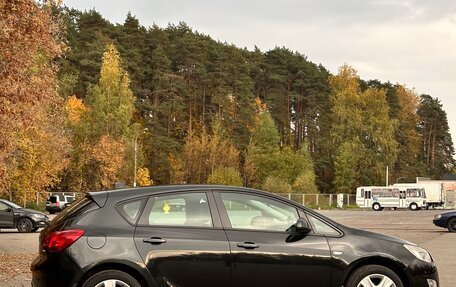 Opel Astra J, 2011 год, 700 000 рублей, 4 фотография