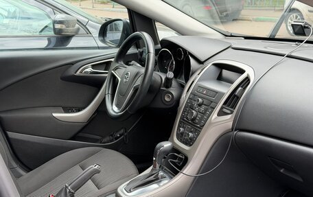 Opel Astra J, 2011 год, 700 000 рублей, 7 фотография