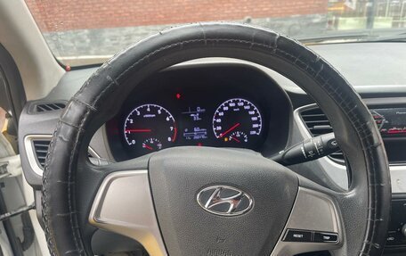 Hyundai Solaris II рестайлинг, 2017 год, 550 000 рублей, 7 фотография