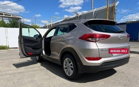 Hyundai Tucson III, 2016 год, 1 630 000 рублей, 2 фотография