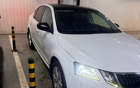 Skoda Octavia, 2018 год, 2 000 000 рублей, 3 фотография