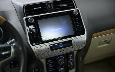 Toyota Land Cruiser Prado 150 рестайлинг 2, 2018 год, 5 990 000 рублей, 16 фотография