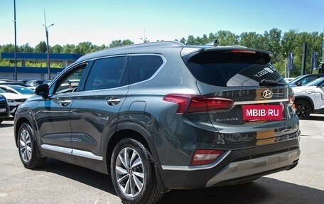 Hyundai Santa Fe IV, 2018 год, 2 547 000 рублей, 10 фотография
