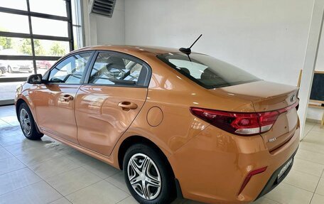 KIA Rio IV, 2018 год, 1 479 900 рублей, 3 фотография