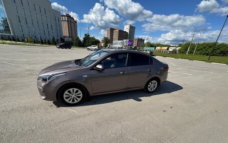 KIA Rio IV, 2018 год, 1 620 000 рублей, 6 фотография