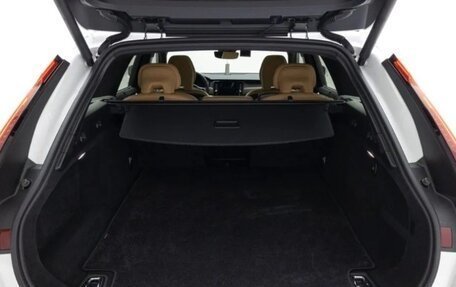Volvo V90 Cross Country I рестайлинг, 2025 год, 7 500 000 рублей, 8 фотография
