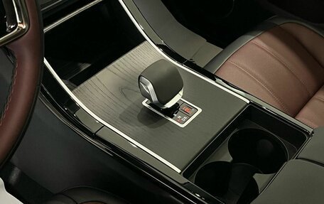 Land Rover Range Rover Evoque II, 2025 год, 5 750 000 рублей, 16 фотография