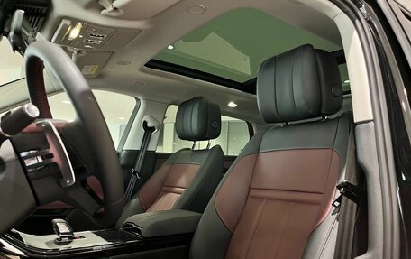 Land Rover Range Rover Evoque II, 2025 год, 5 750 000 рублей, 28 фотография