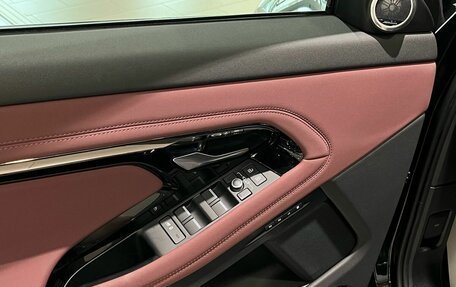 Land Rover Range Rover Evoque II, 2025 год, 5 750 000 рублей, 30 фотография