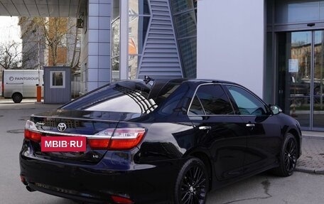 Toyota Camry, 2017 год, 2 050 000 рублей, 4 фотография