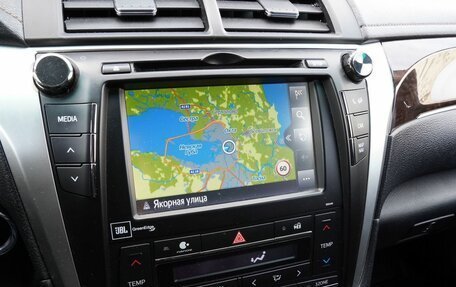 Toyota Camry, 2017 год, 2 050 000 рублей, 21 фотография