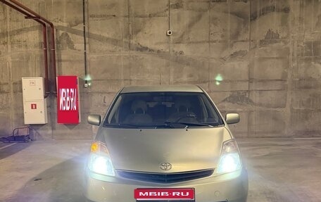Toyota Prius, 2006 год, 650 000 рублей, 1 фотография