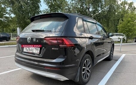 Volkswagen Tiguan II, 2019 год, 2 450 000 рублей, 3 фотография