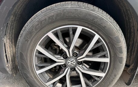 Volkswagen Tiguan II, 2019 год, 2 450 000 рублей, 12 фотография