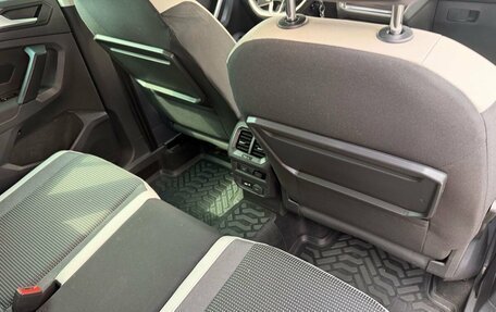 Volkswagen Tiguan II, 2019 год, 2 450 000 рублей, 11 фотография