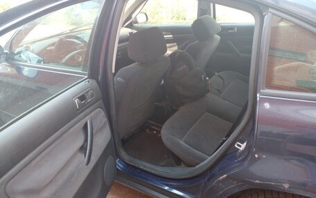 Volkswagen Passat B5+ рестайлинг, 1997 год, 140 000 рублей, 4 фотография